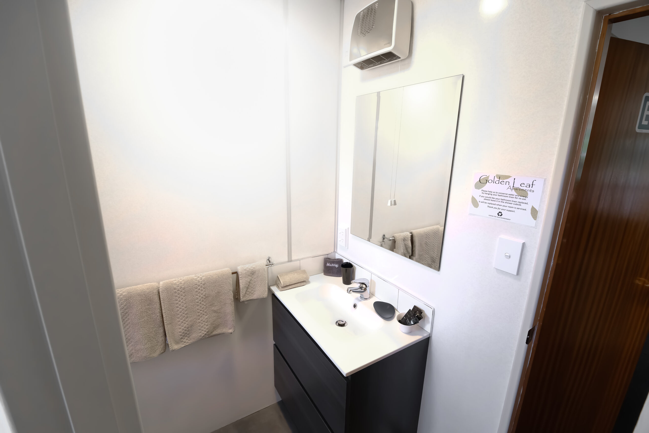 Unit 4 OneBedroom Apartment Golden Leaf Apartments